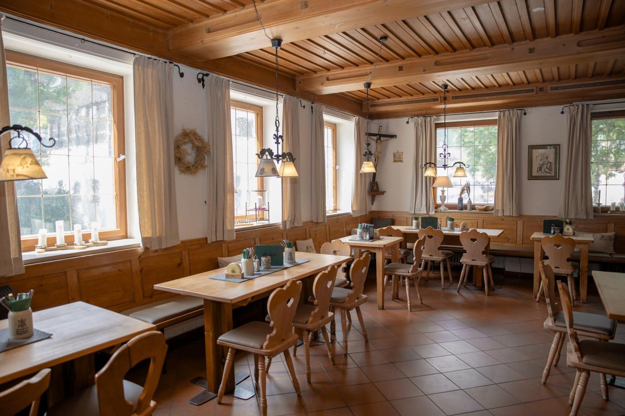 Hotel Gasthof Alter Wirt Farchant Exterior foto