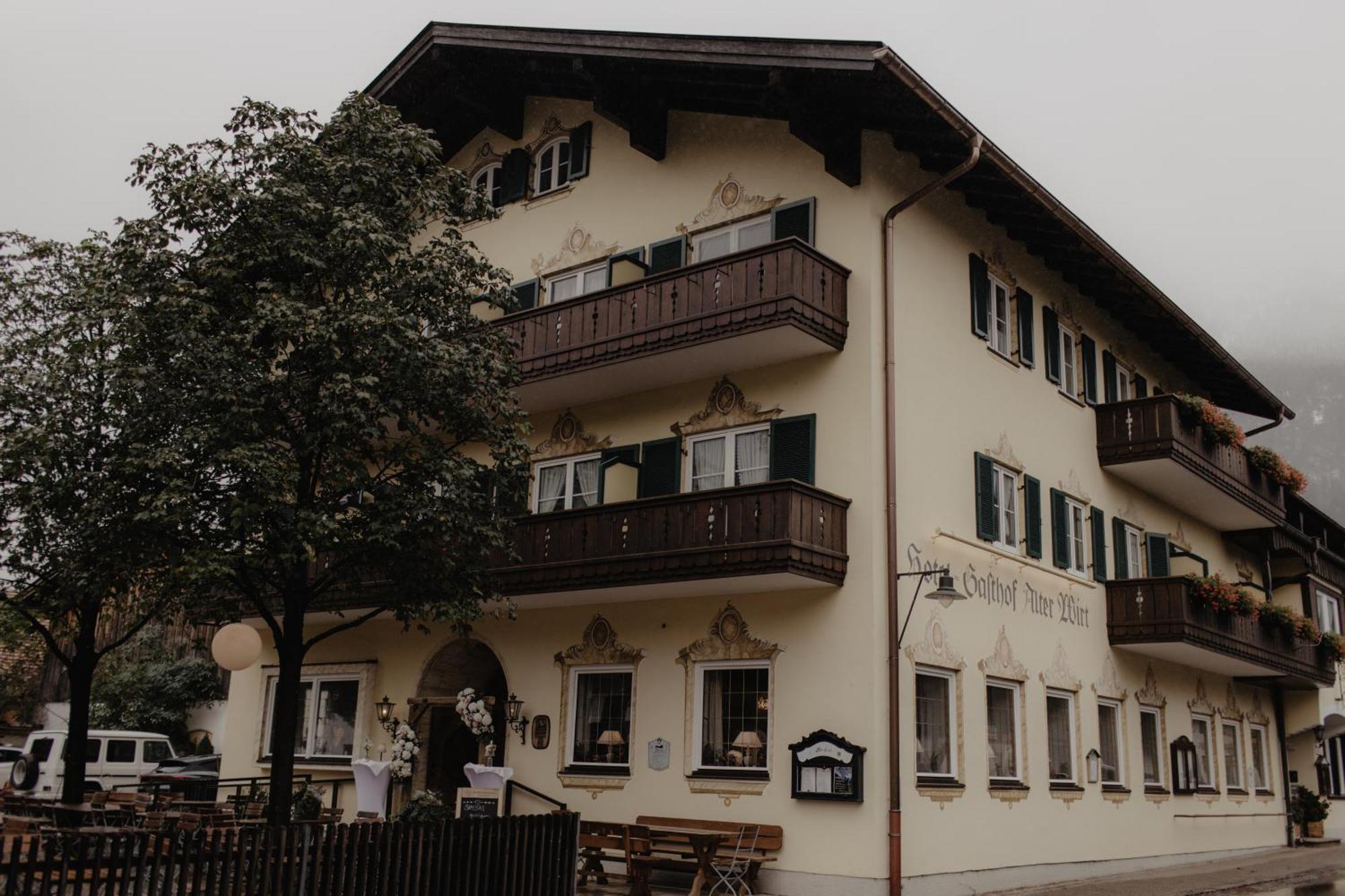 Hotel Gasthof Alter Wirt Farchant Exterior foto