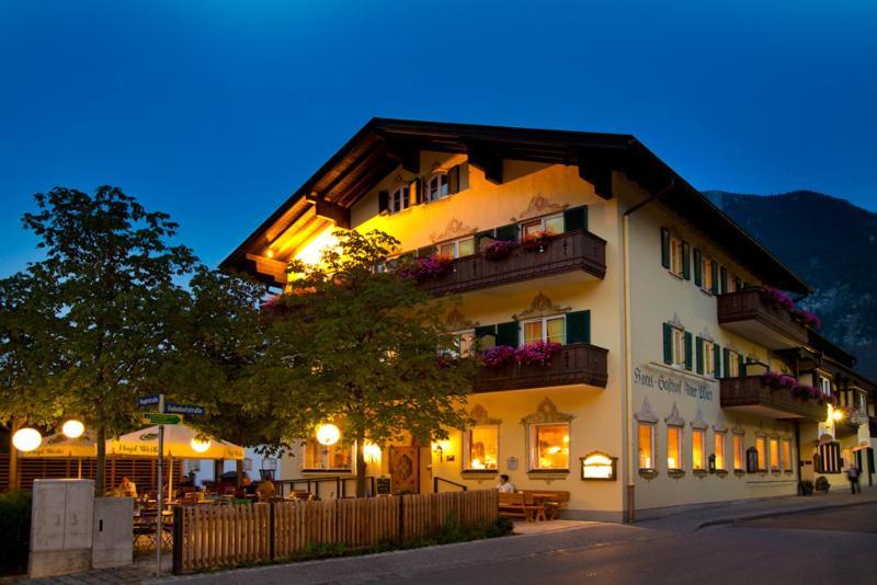Hotel Gasthof Alter Wirt Farchant Exterior foto